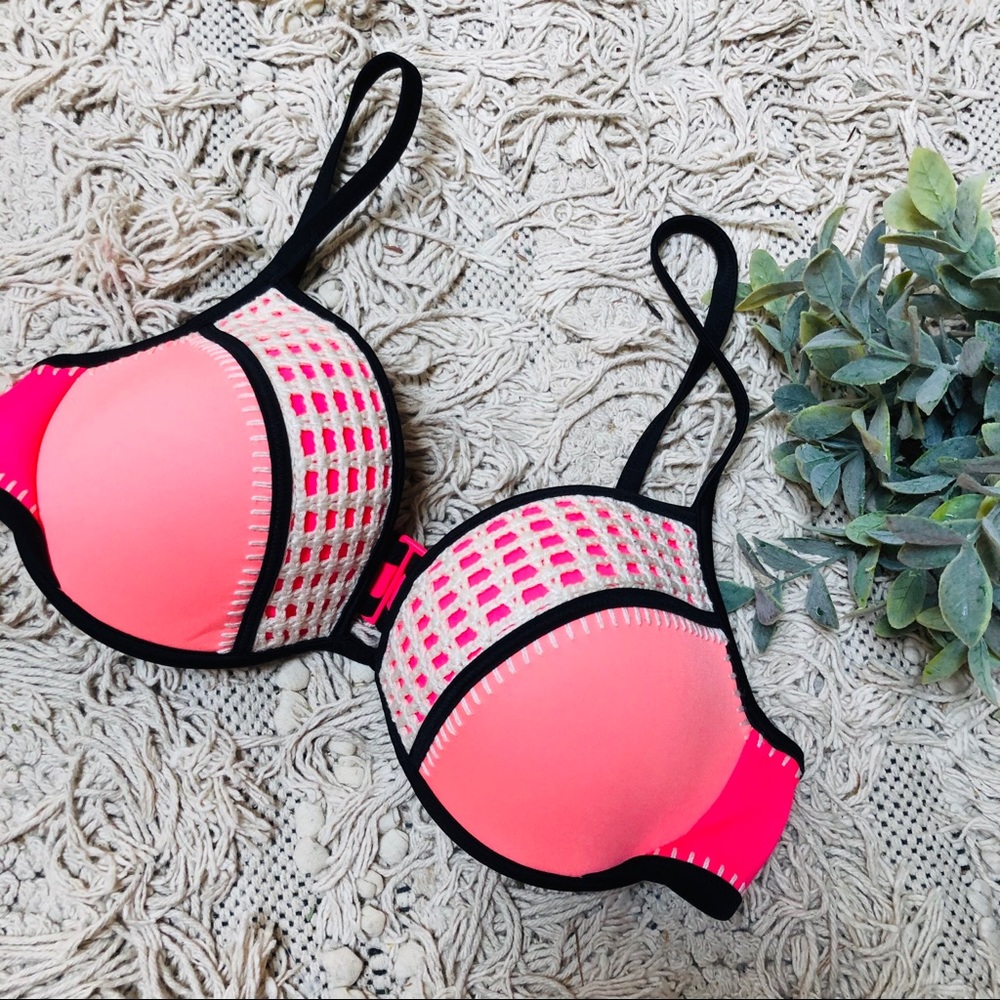 Victoria’s Secret - bikini top